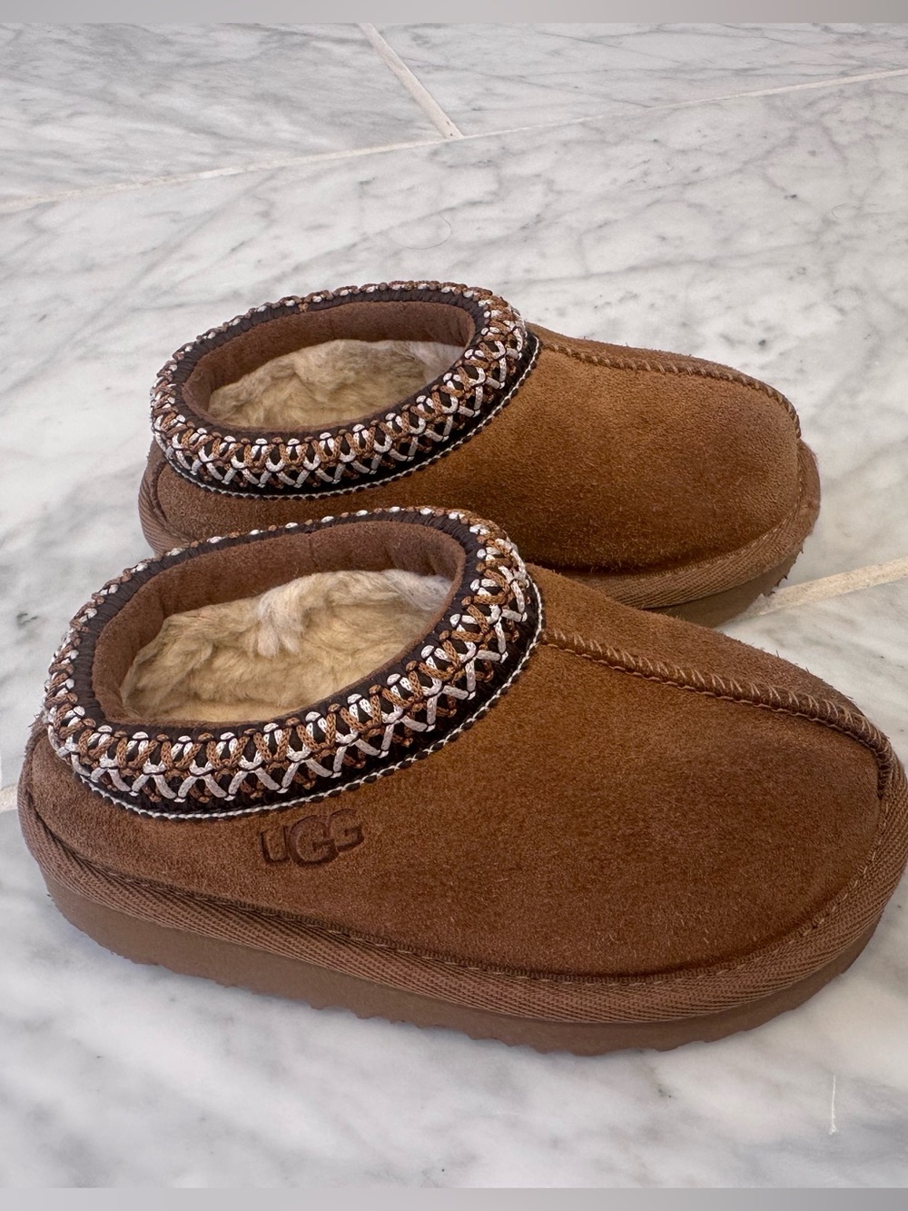 UGG Kids Chestnut Shearling-Lined Slip-On Slippers